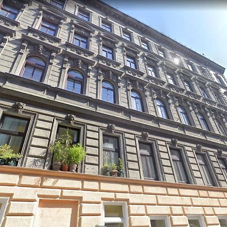 Modern 2Br Apartments - Full Kitchen - Schoenbrunn Area - 15 Mins To City Center Vienna Esterno foto